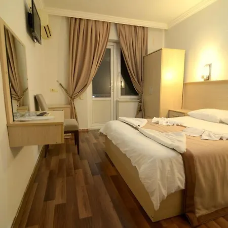 Legend Of Hotell